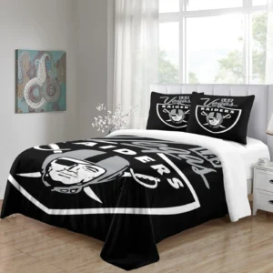 Las Vegas Raiders NFL Oversized Logo Bedding Set – Black & White